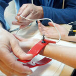 Revolution im Stressmanagement - Wie die Musikresonanz-Liege Klangwoge die Gesundheit messbar verbessert